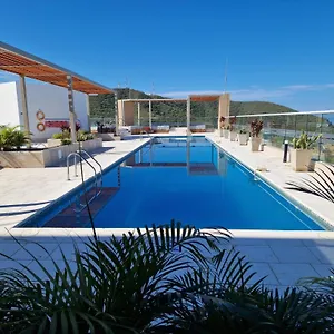 - Hermoso Apto En Playa Salguero Apartamento